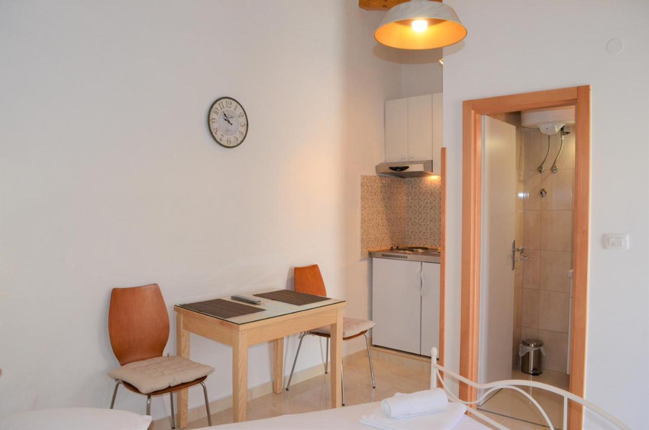 Apartman Romana Трогір Екстер'єр фото
